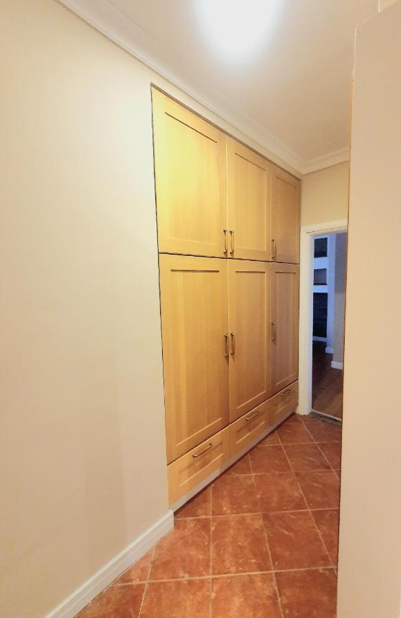 Centerscape - Studio By Dion Apartment Tirana Bagian luar foto